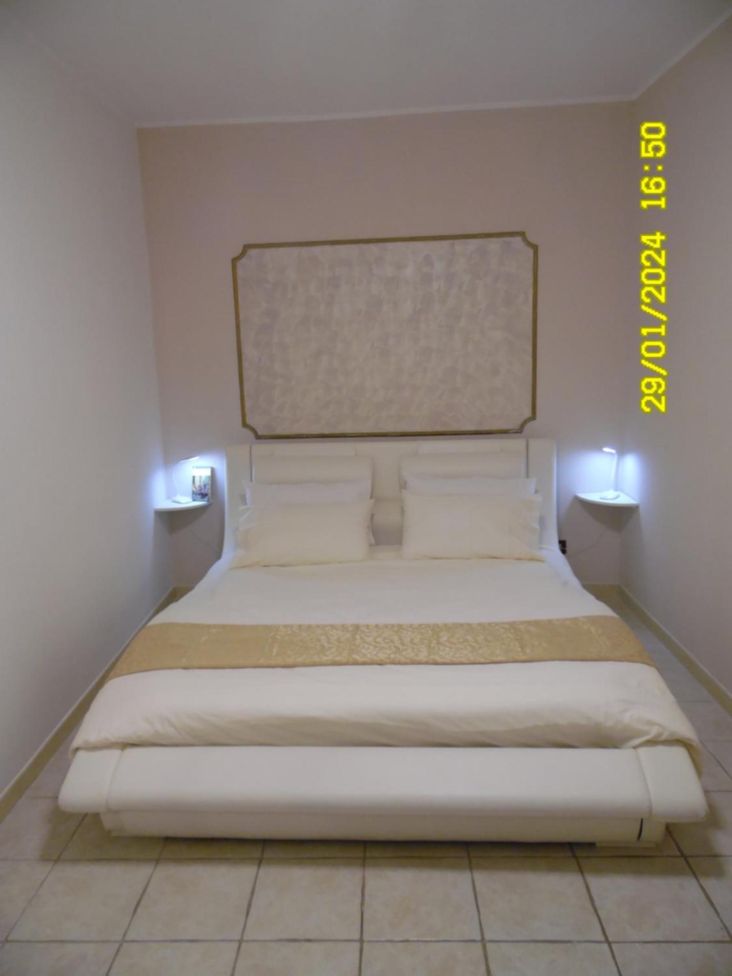 La Casa Di Giuditta - B&B Casa Vacanze - Ramacca Ngoại thất bức ảnh